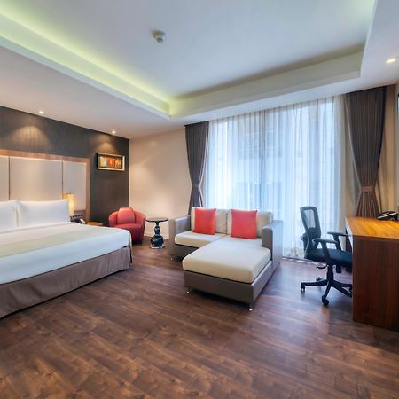 Holiday Inn Kolkata Airport By Ihg Exterior foto Deluxe Room