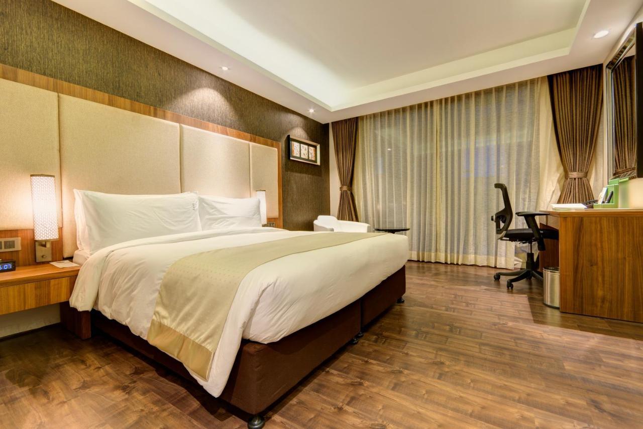 Holiday Inn Kolkata Airport By Ihg Exterior foto Deluxe Room